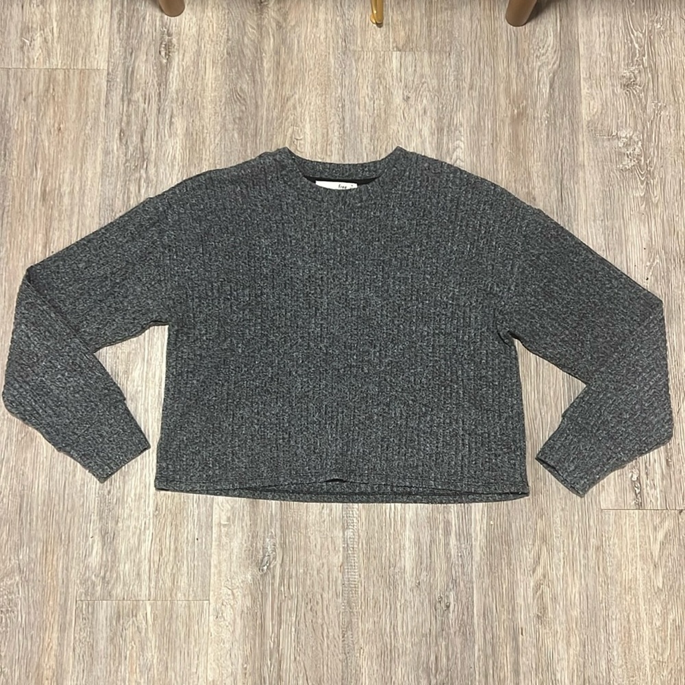 Wilfred Free Ribbed Boxy Crop Long Sleeve Tee​